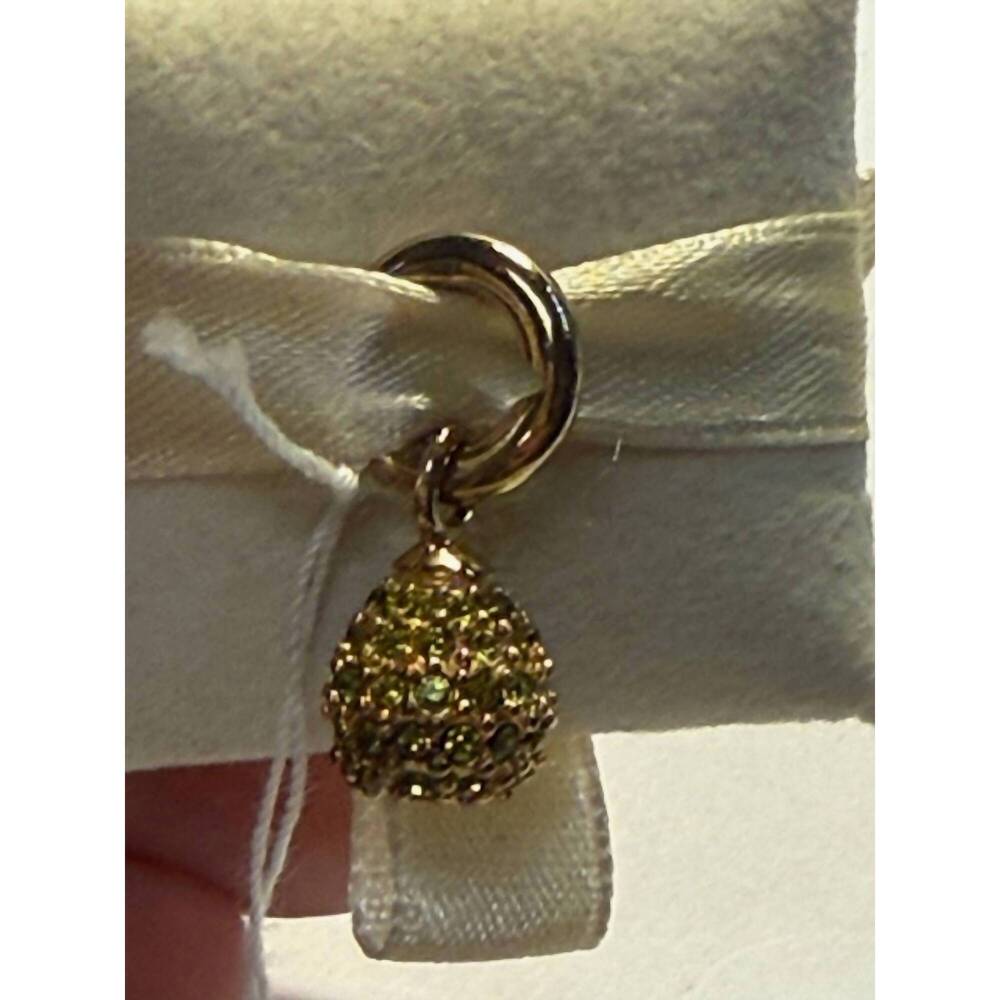 NEW STORY JEWELLERY women's drop pave charm in gold